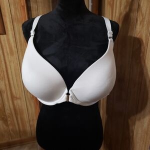 Cacique White Boost Plunge Bra with Underwire Support